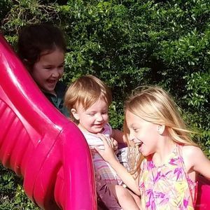 Meet your Posher, Dana